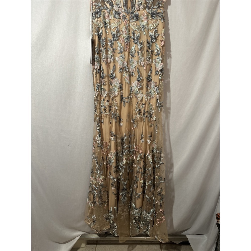 NWT $798 Mac‎ Duggal [ 4 ] 79313 Embroidered Spaghetti Strap Trumpet Gown Nude - Picture 14 of 15